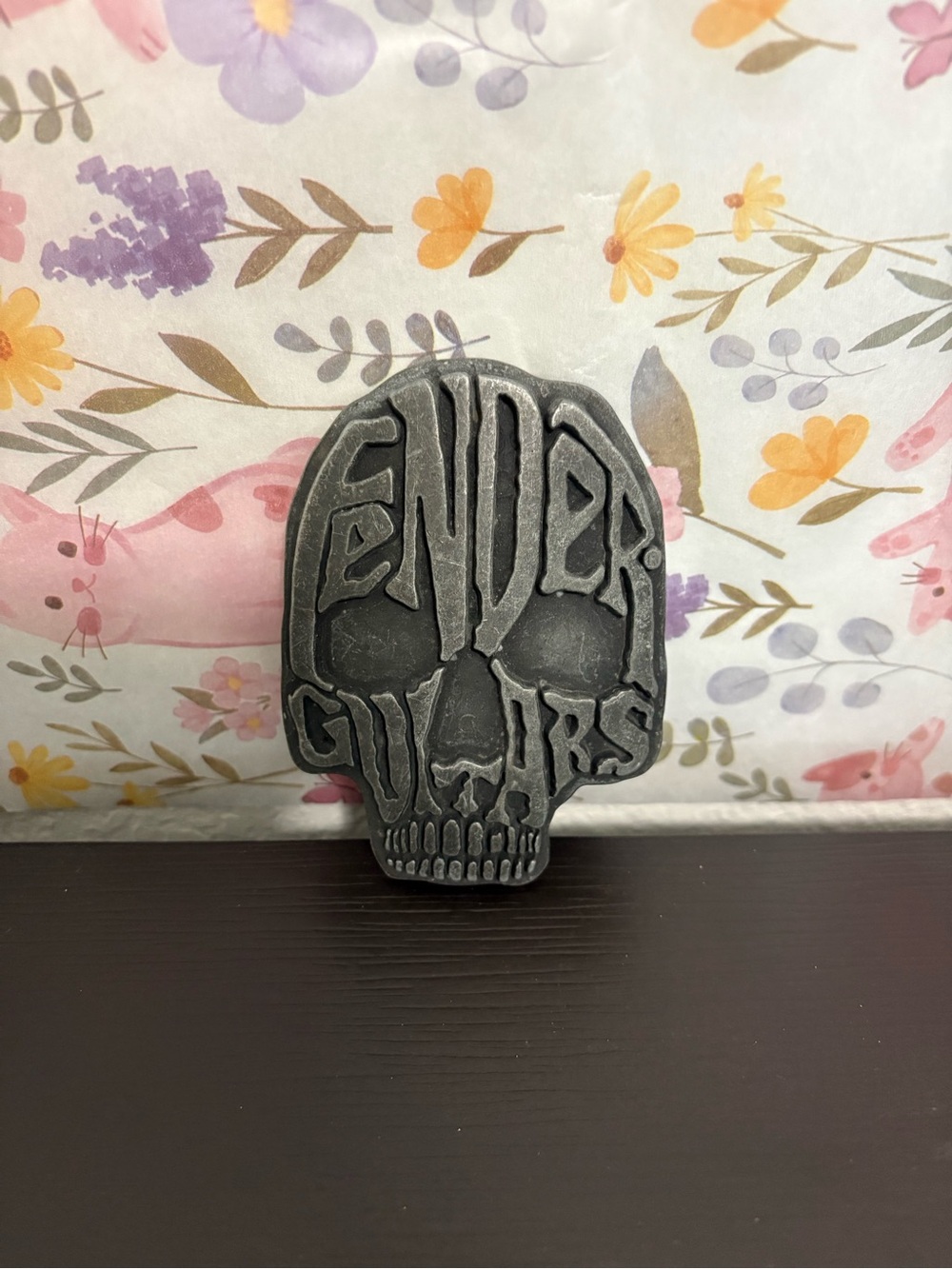 Fender Guitars Skull metal belt buckle. Preowned.